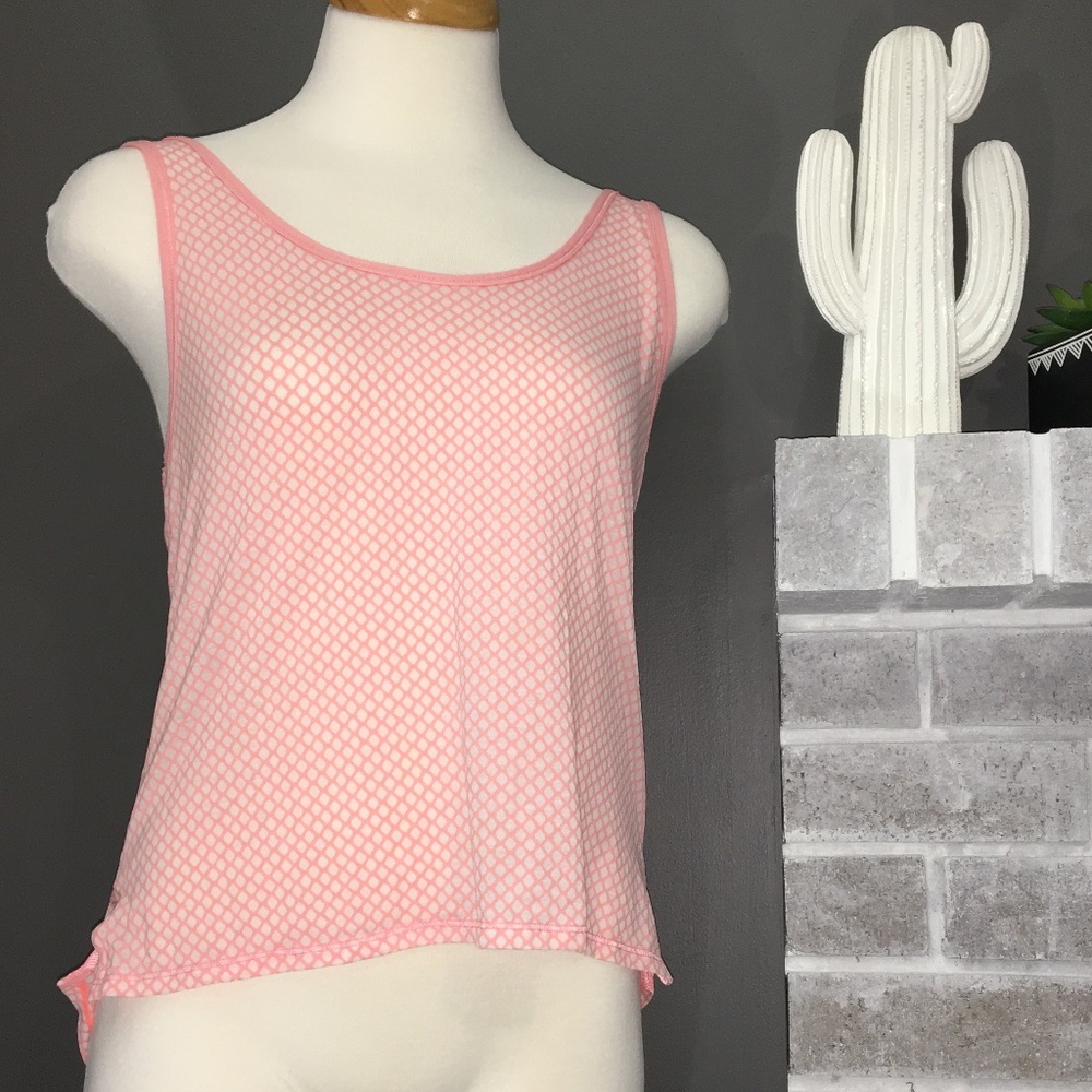 Lululemon pink patterned tank